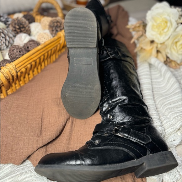 Shiekh shoes, black knee high military/combat boots. - Picture 4 of 5